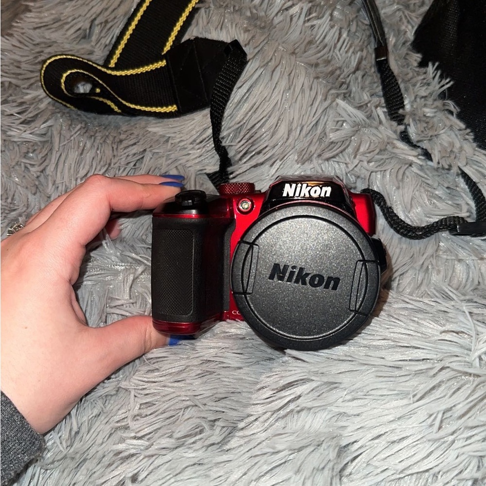 Nikon Coolpix B500 camera with bag and necessities.